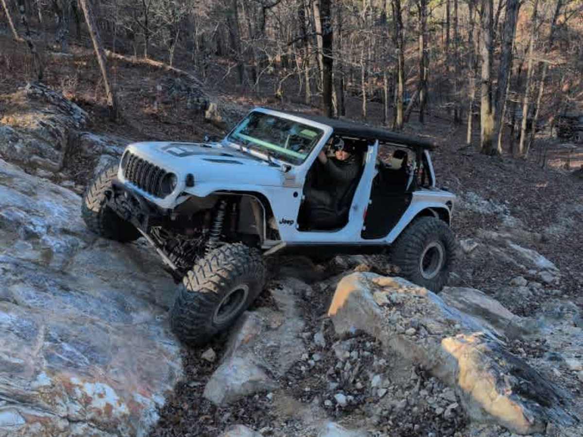 F49 Hard Way Up photo 4