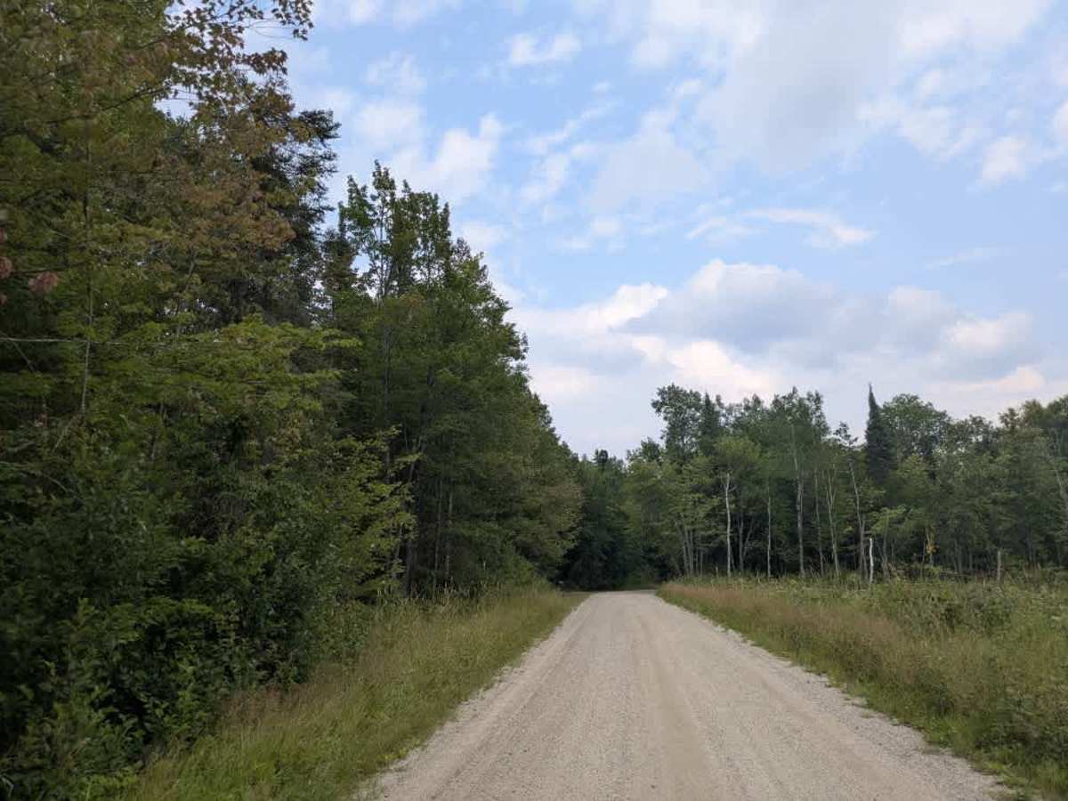 Keys Road trail photo
