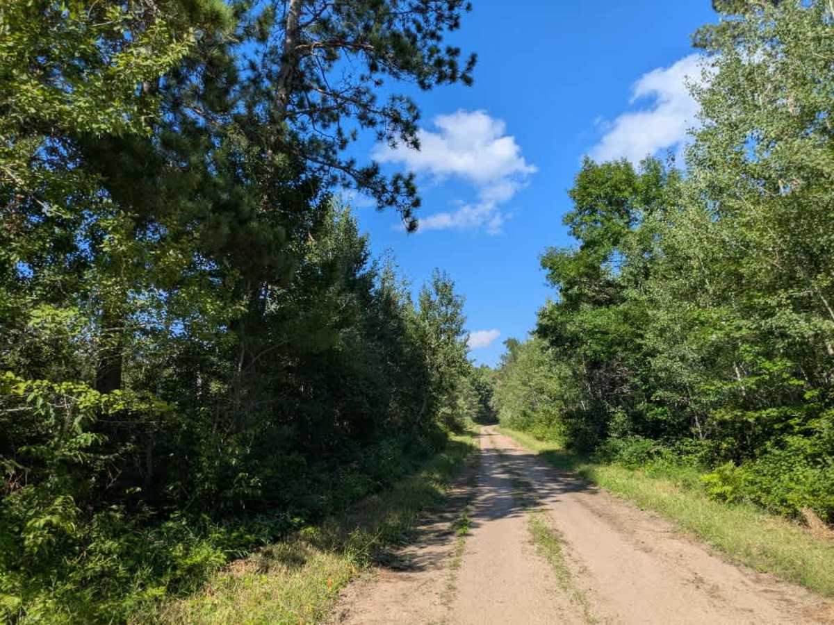 2352 trail photo