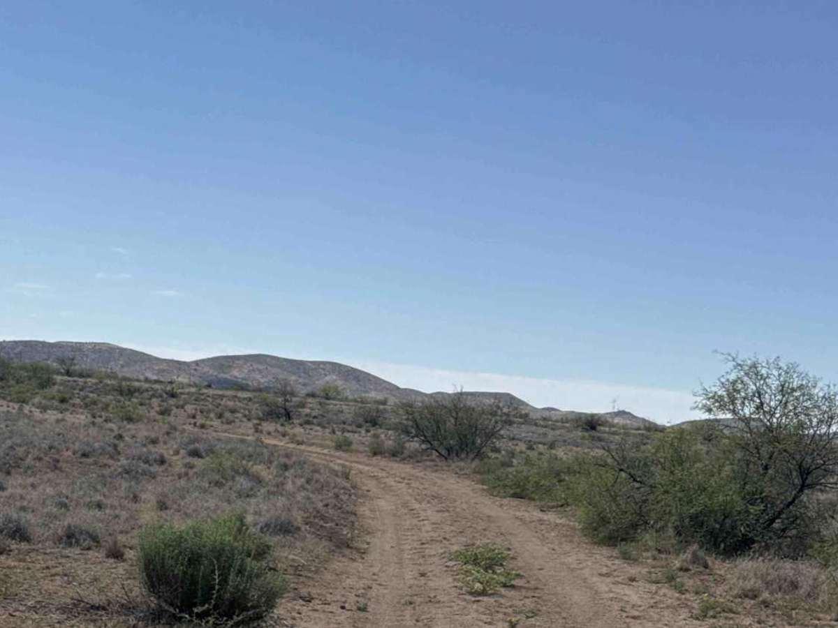 Water Pipe Pen Trail  photo 2