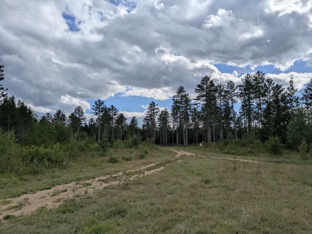 North Boundary Trail photo 4