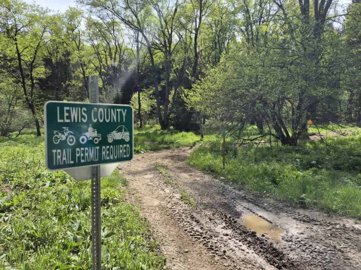 Worth Road Spur trail photo