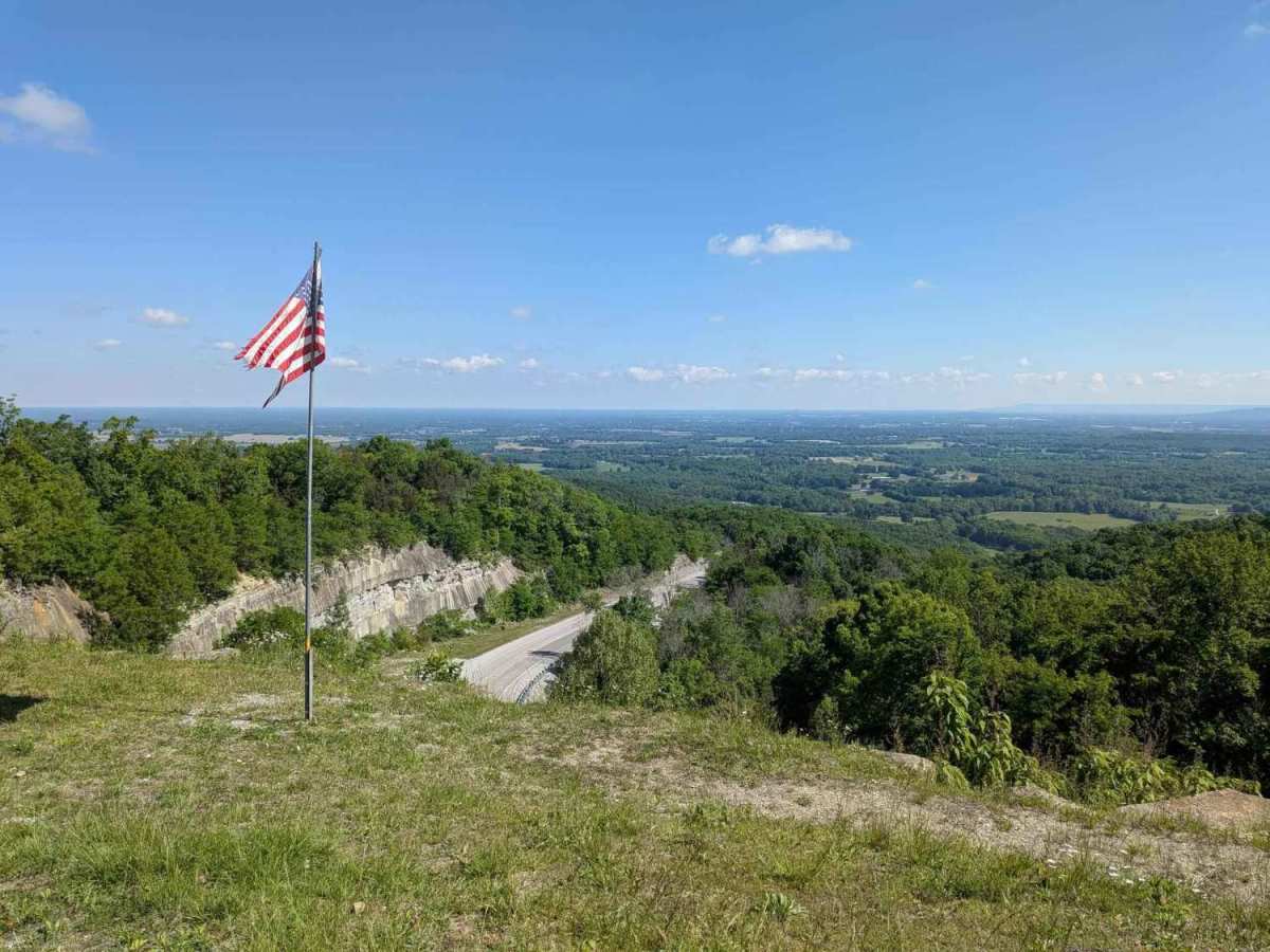 Old Rowe Gap Road trail photo