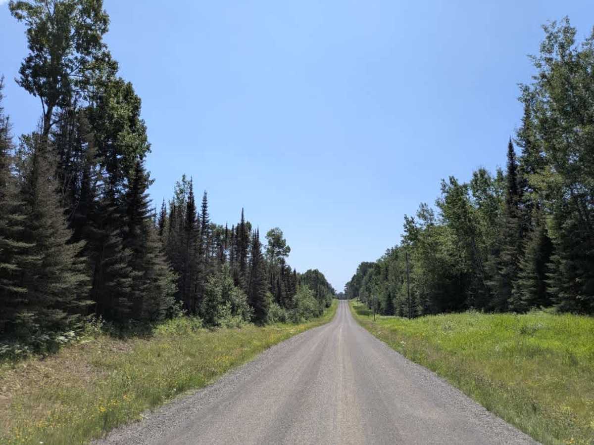 Lindskog Road trail photo