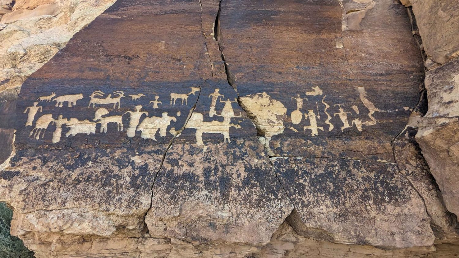 Cannan Gap Cookie Cutter Petroglyph Trail