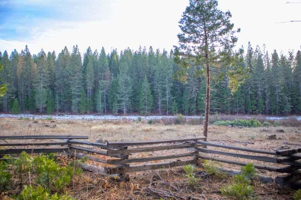 Elliot Ranch Road