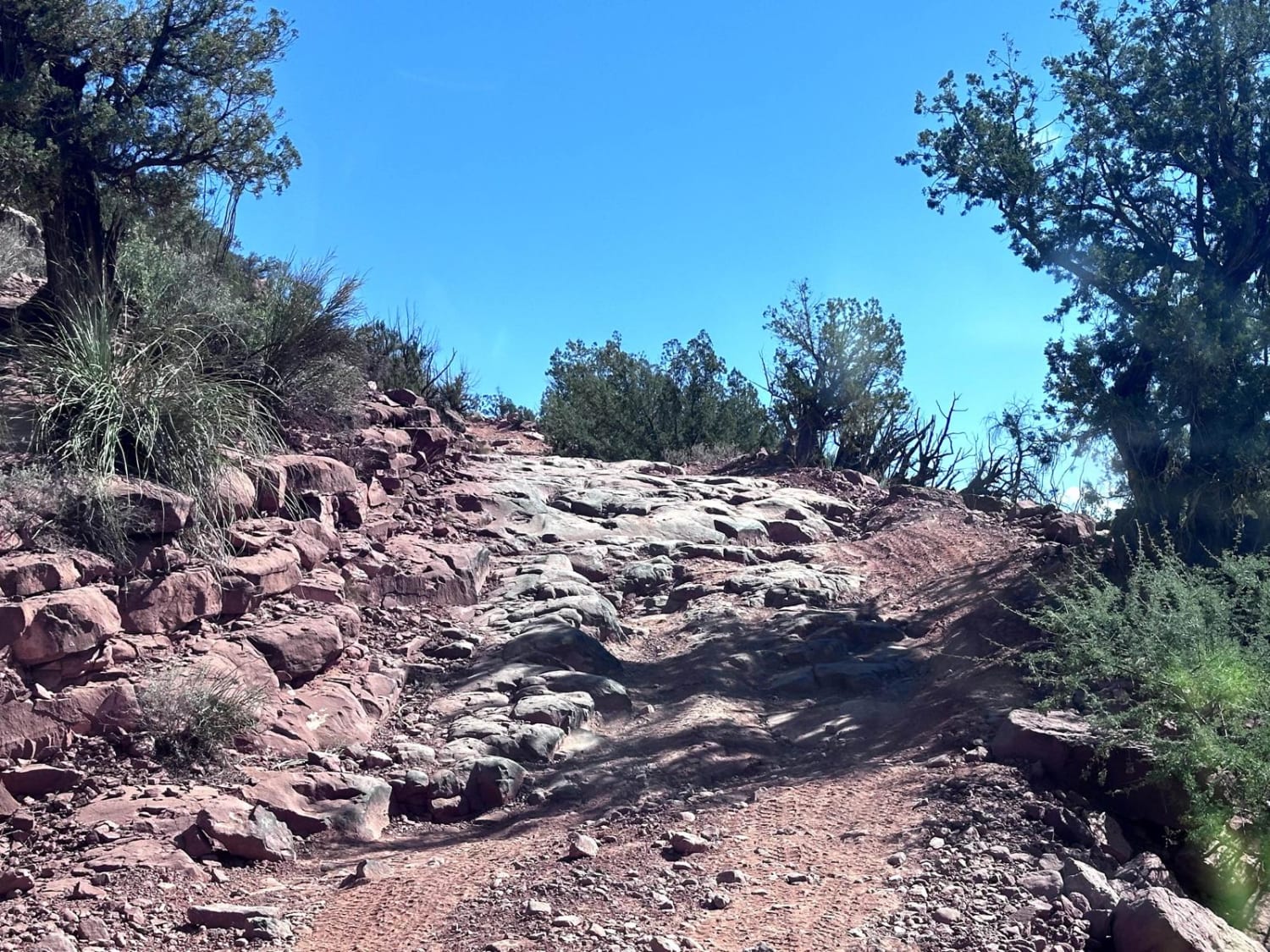 Cliffhanger Trail