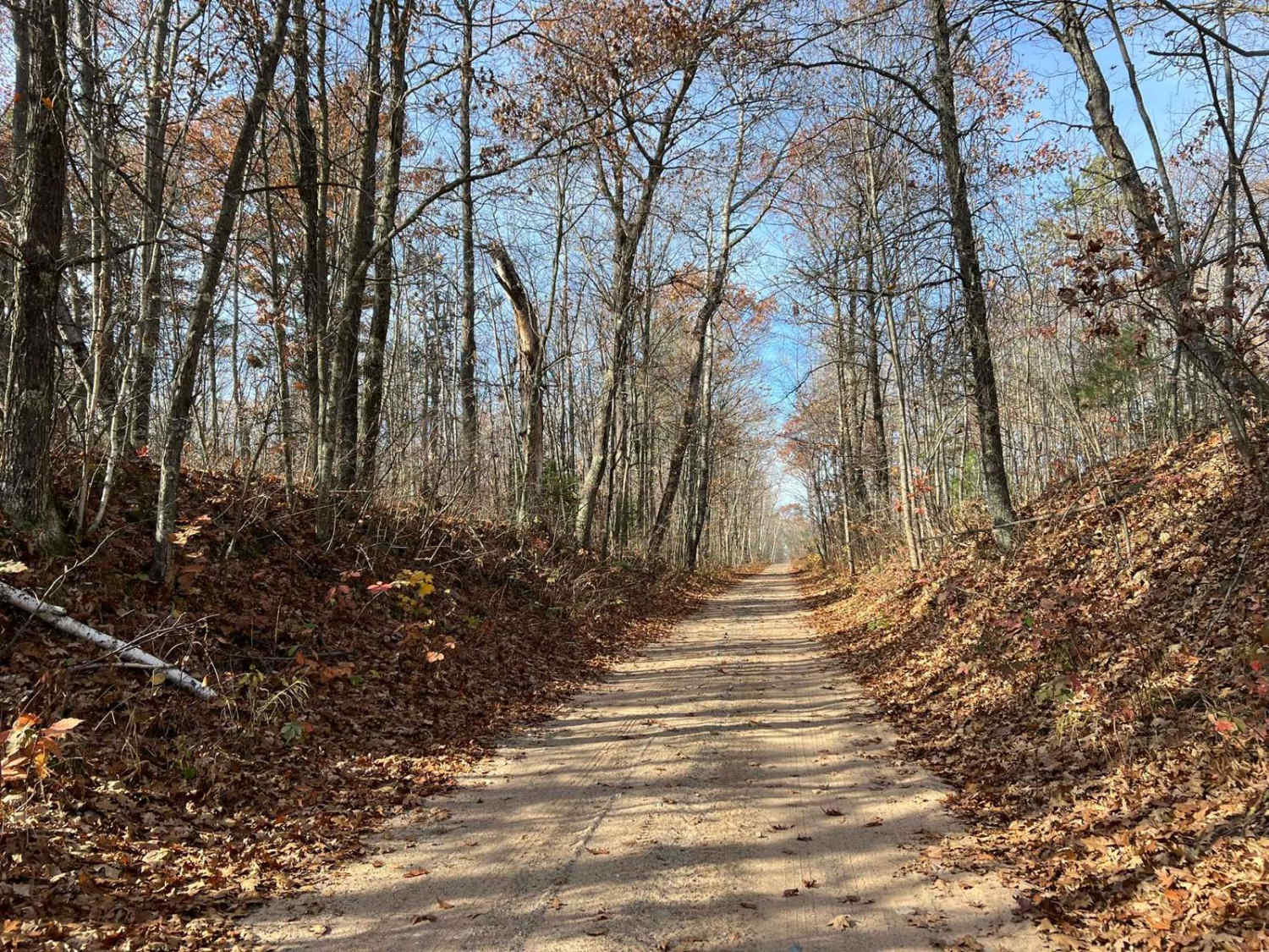 Marinette County Spur Lake Road F5 Trail
