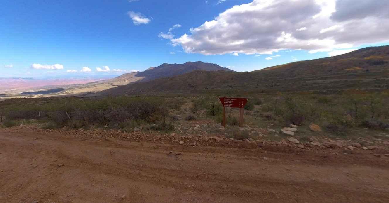 Trachyte Ranch Road - BLM14000