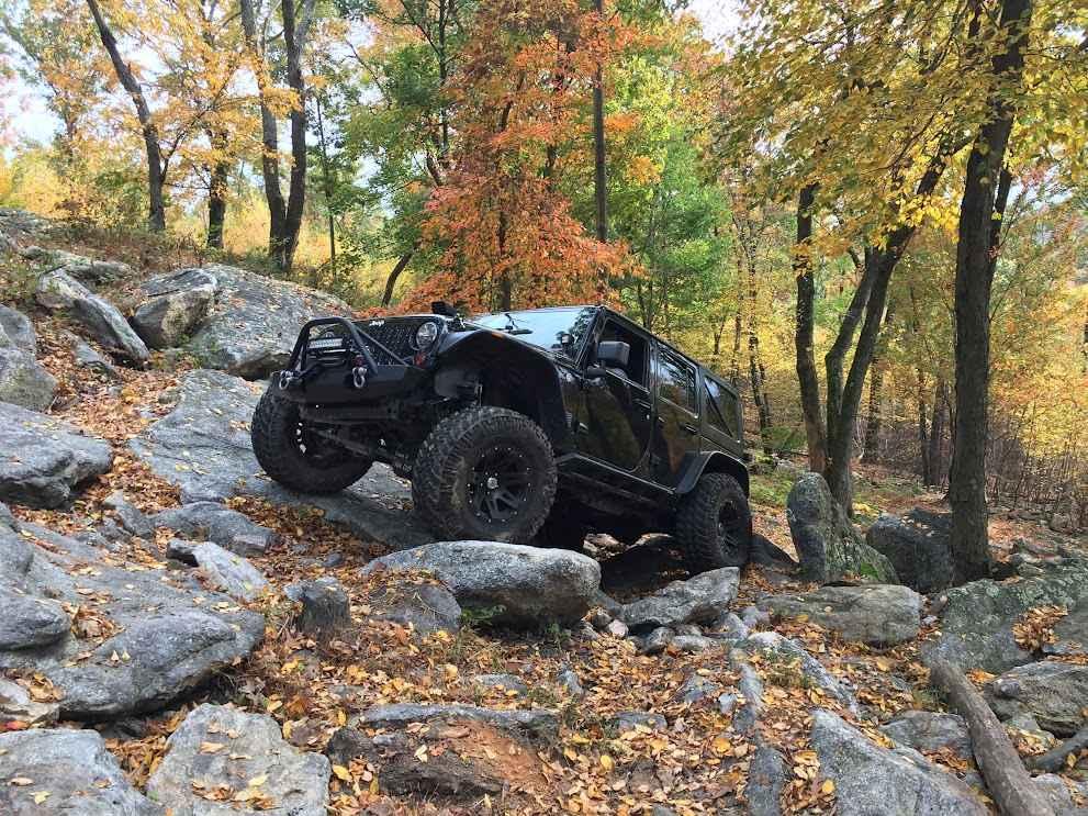 Devil's Den Black