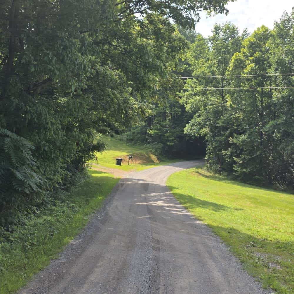 Sullivan Hollow Road - Macon County Tour