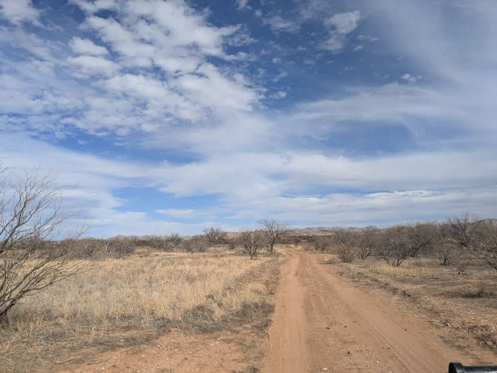 Compartidero Flats Road