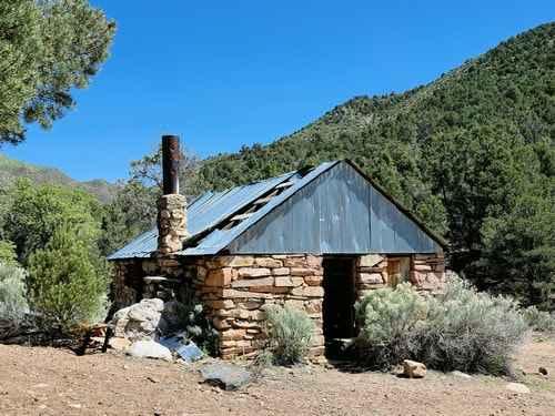Stone Cabin to Jacobs Well (Black Rock Road 1004)