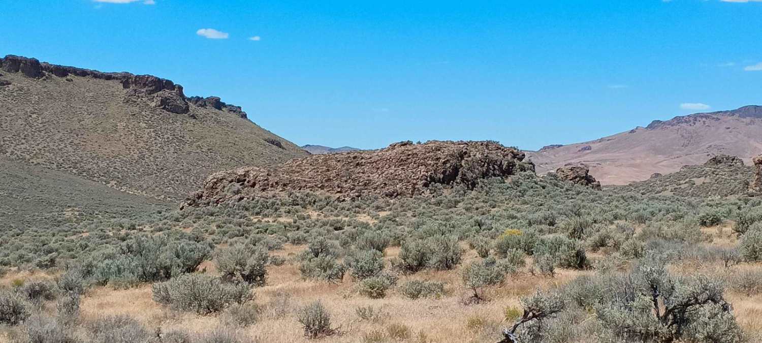 Three Fingers Loop West