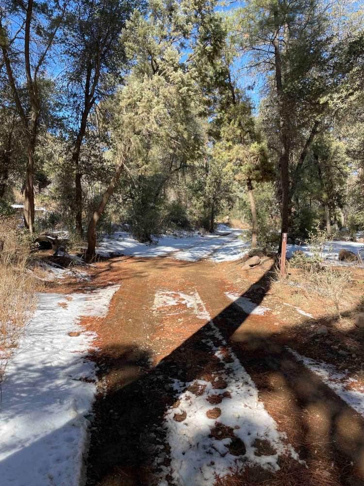 86 Road to Closed Gate 