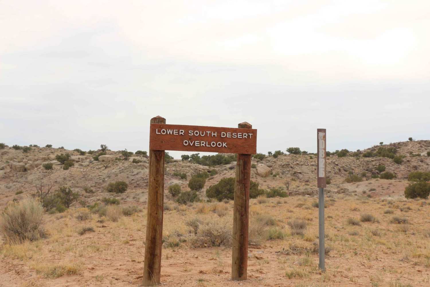 Lower South Desert Overlook