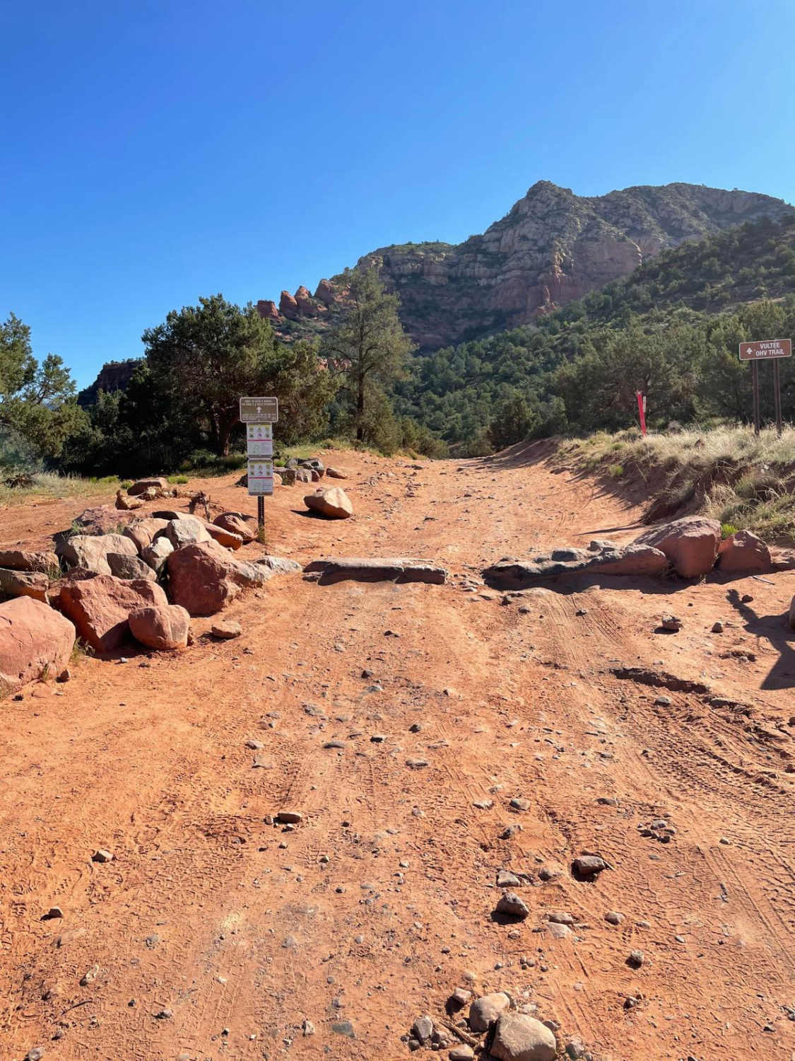 Road to Devil's Bridge & Van Deren Cabin