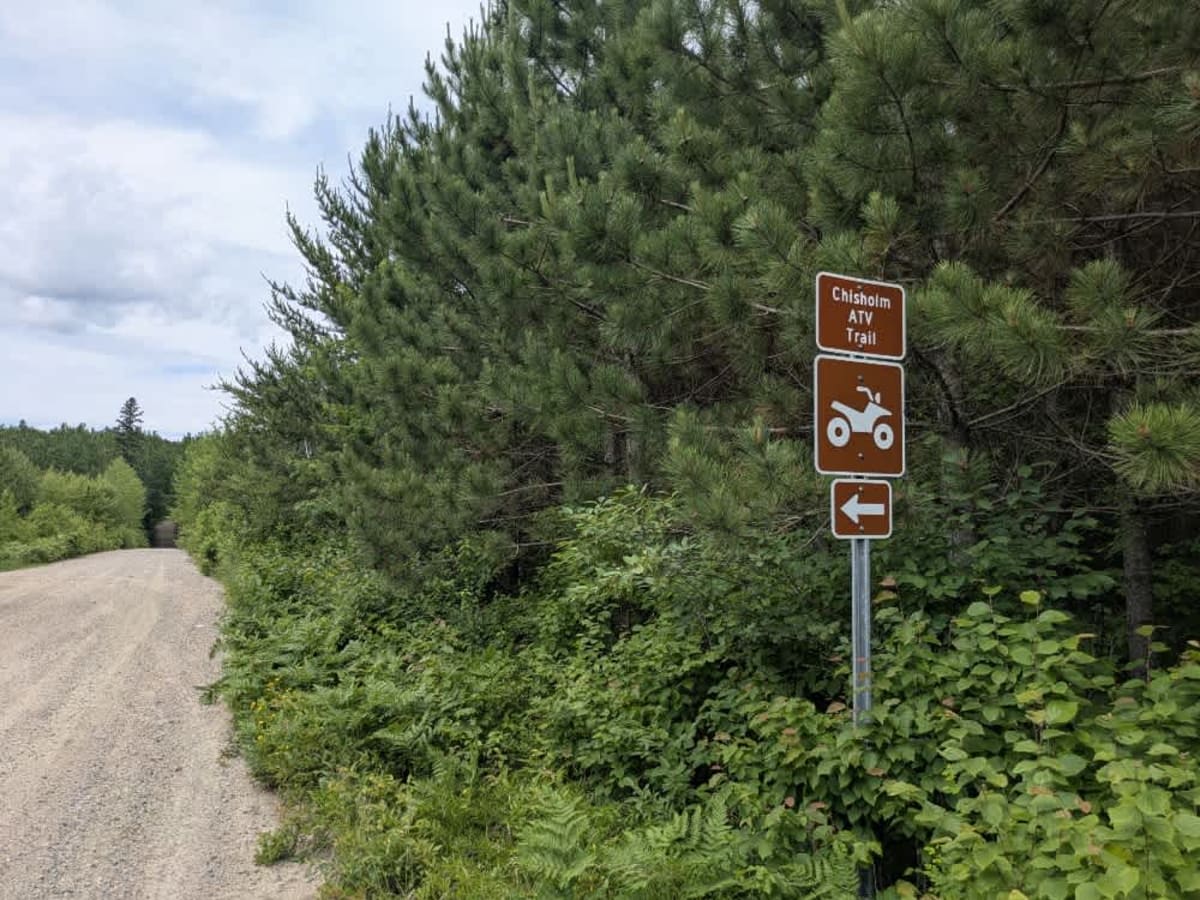 Shannon Lake Road trail photo