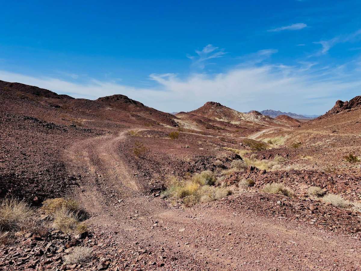Hauser Geode Beds West trail photo