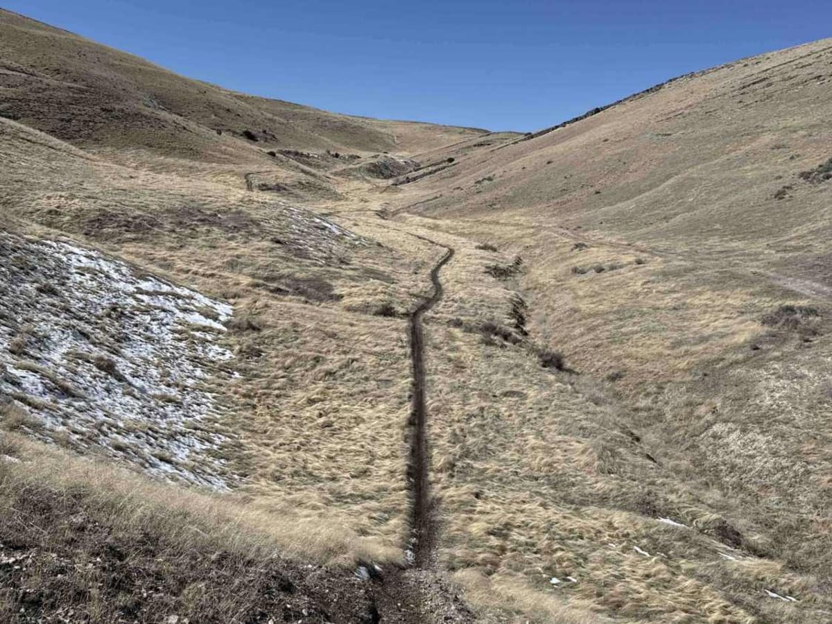 North Magic Mountain trail photo