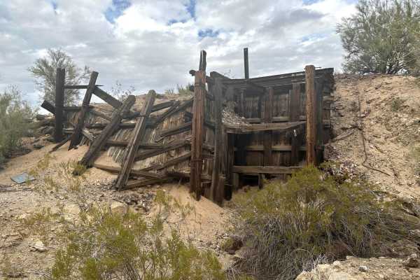 Signal Ghost Town Trail