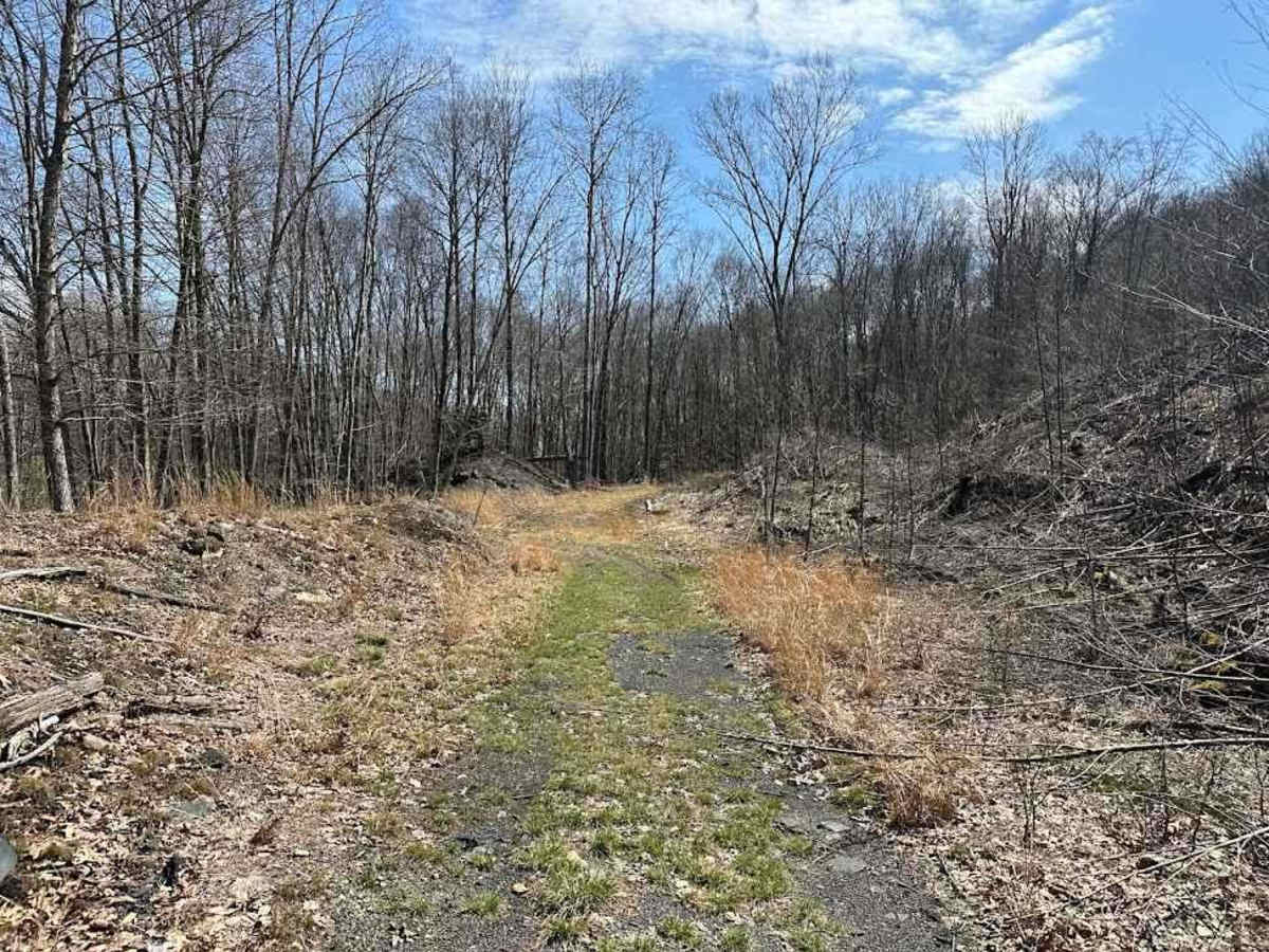 Ashland 129 photo 3