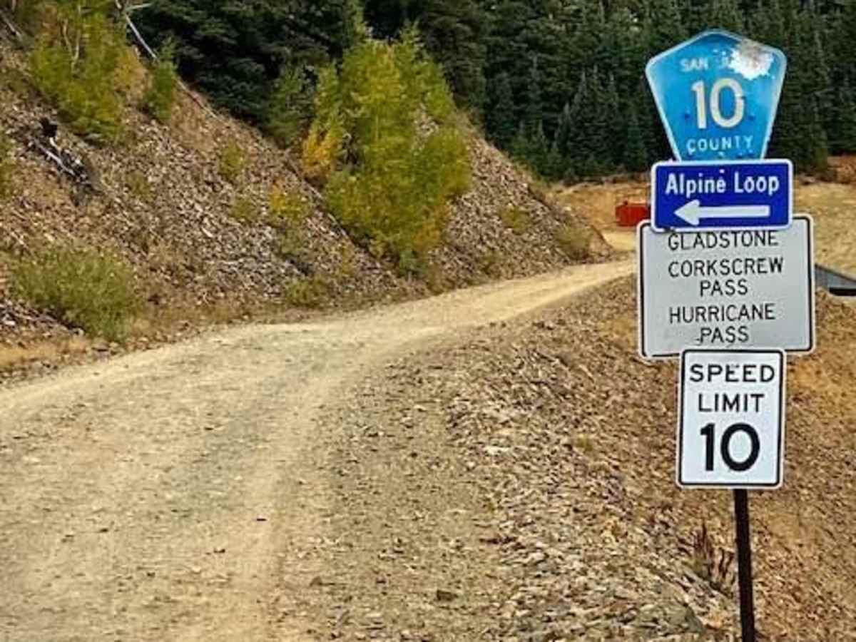 County Road 10 to Hurricane Pass trail photo