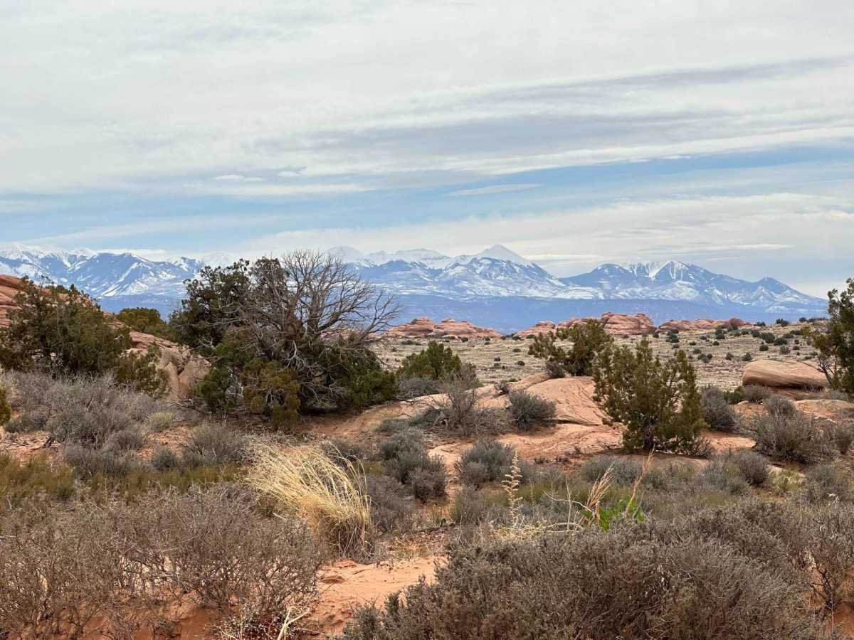 Salt Valley - Yellow Cat trail photo