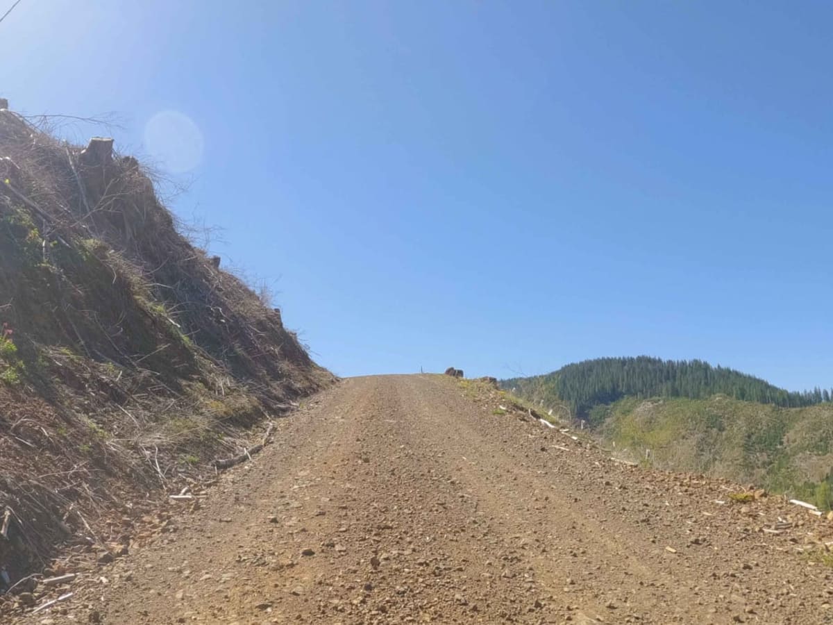 Hembre Ridge Road photo 2