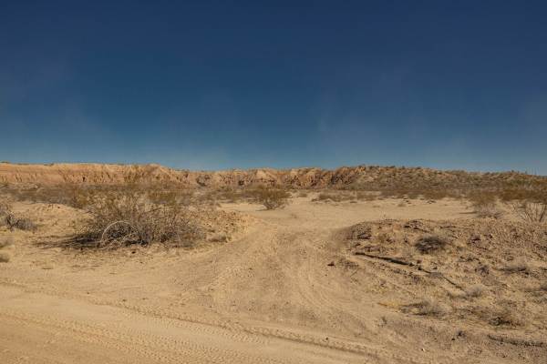 Date Creek Road