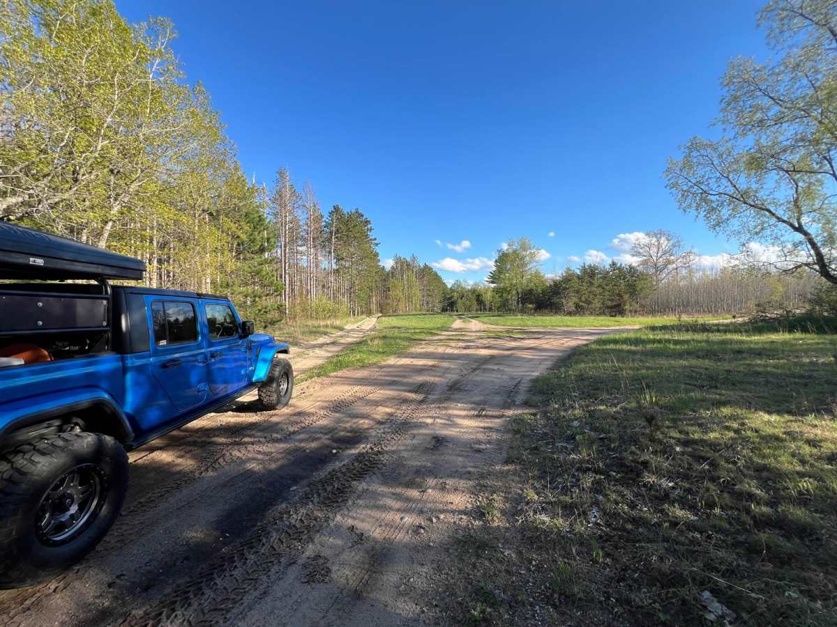 25 Trail photo 6