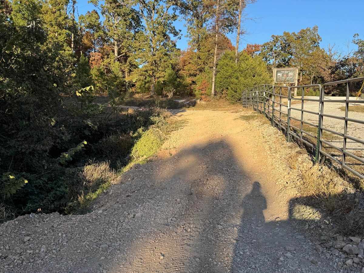Overflow Parking 34 trail photo
