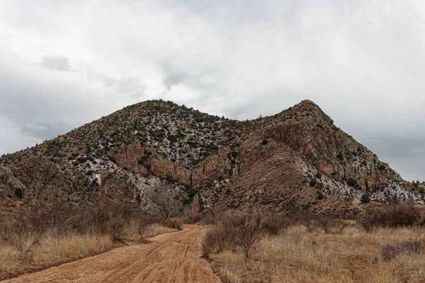 Saddle Rock Canyon Rd