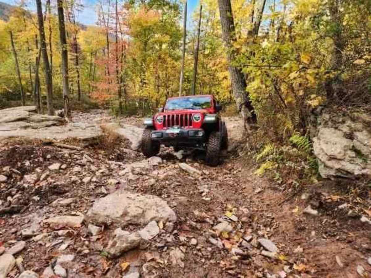 Crawl Daddy Red trail photo
