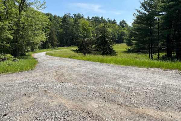 Rogue Harbor Road