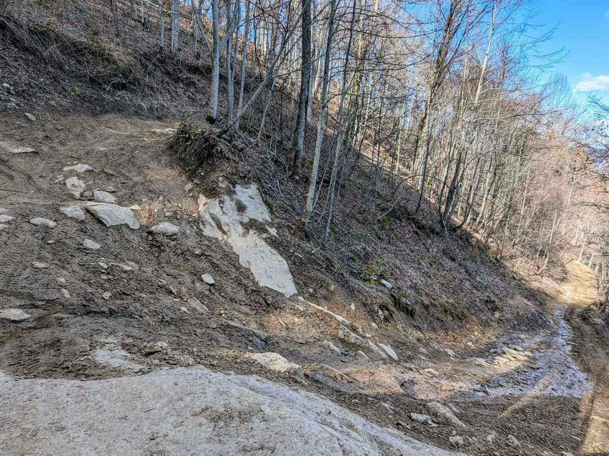 Access Road/Trail 48 photo 4