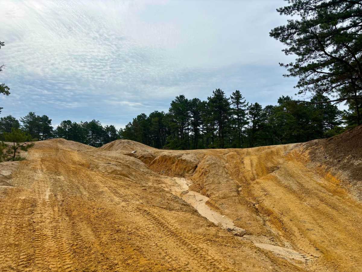 Boundary Road Sand Pit photo 3