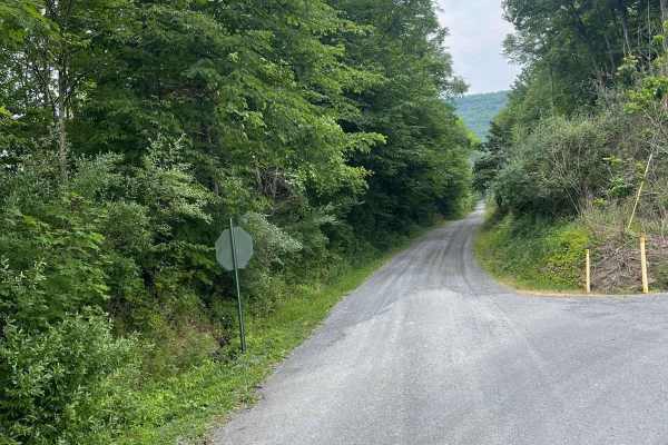 Shaw Mountain Road