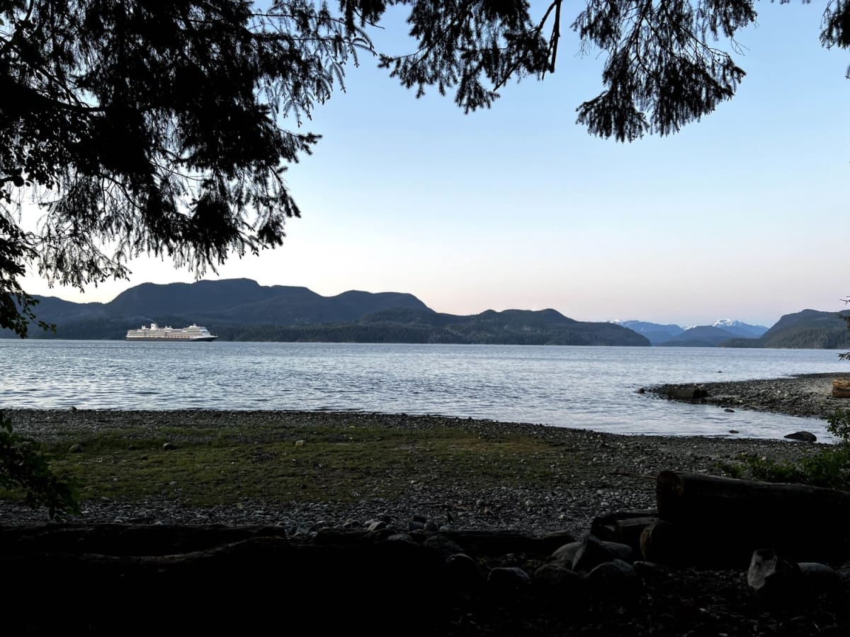McMullen Point Beach photo 2