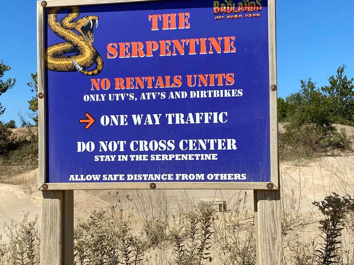 The Serpentines trail photo
