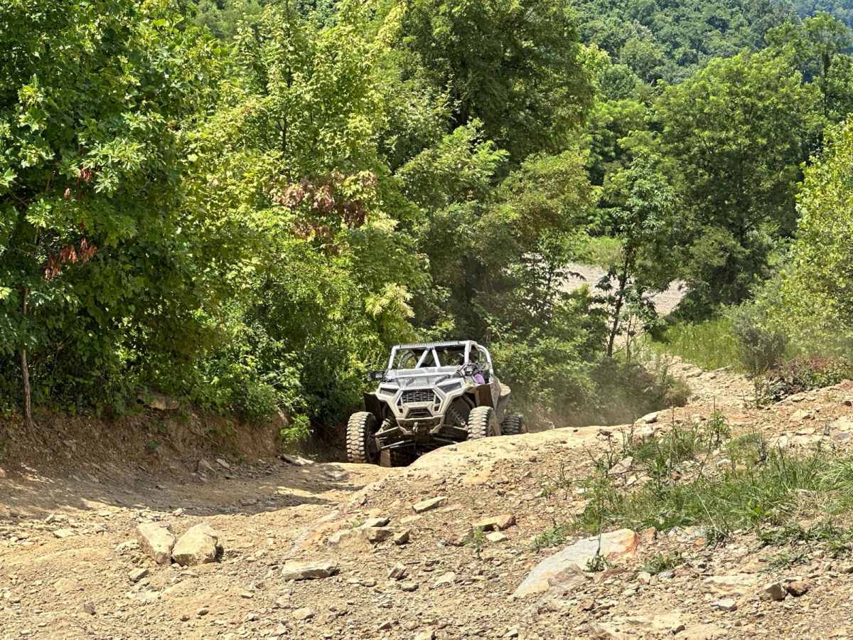 Pucker Up trail photo