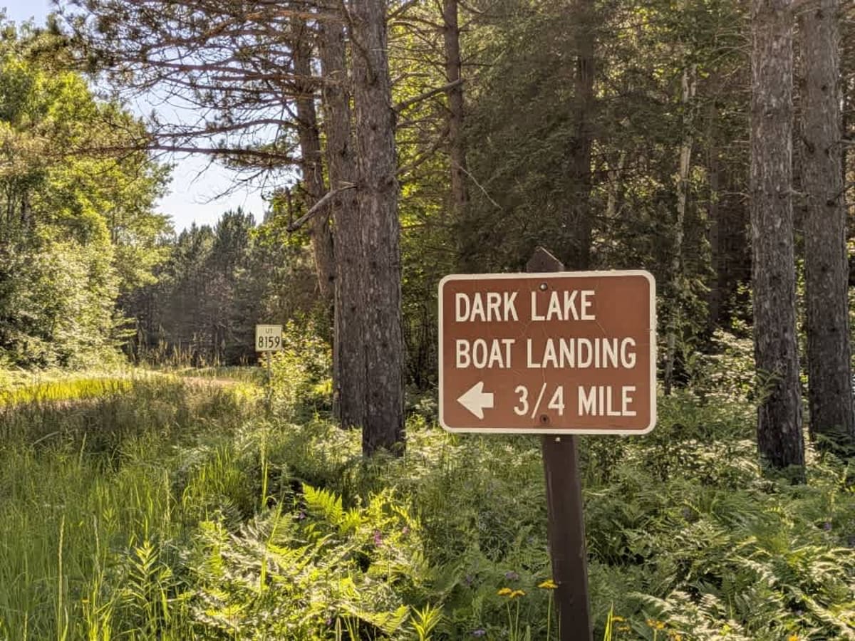 Dark Lake Road trail photo