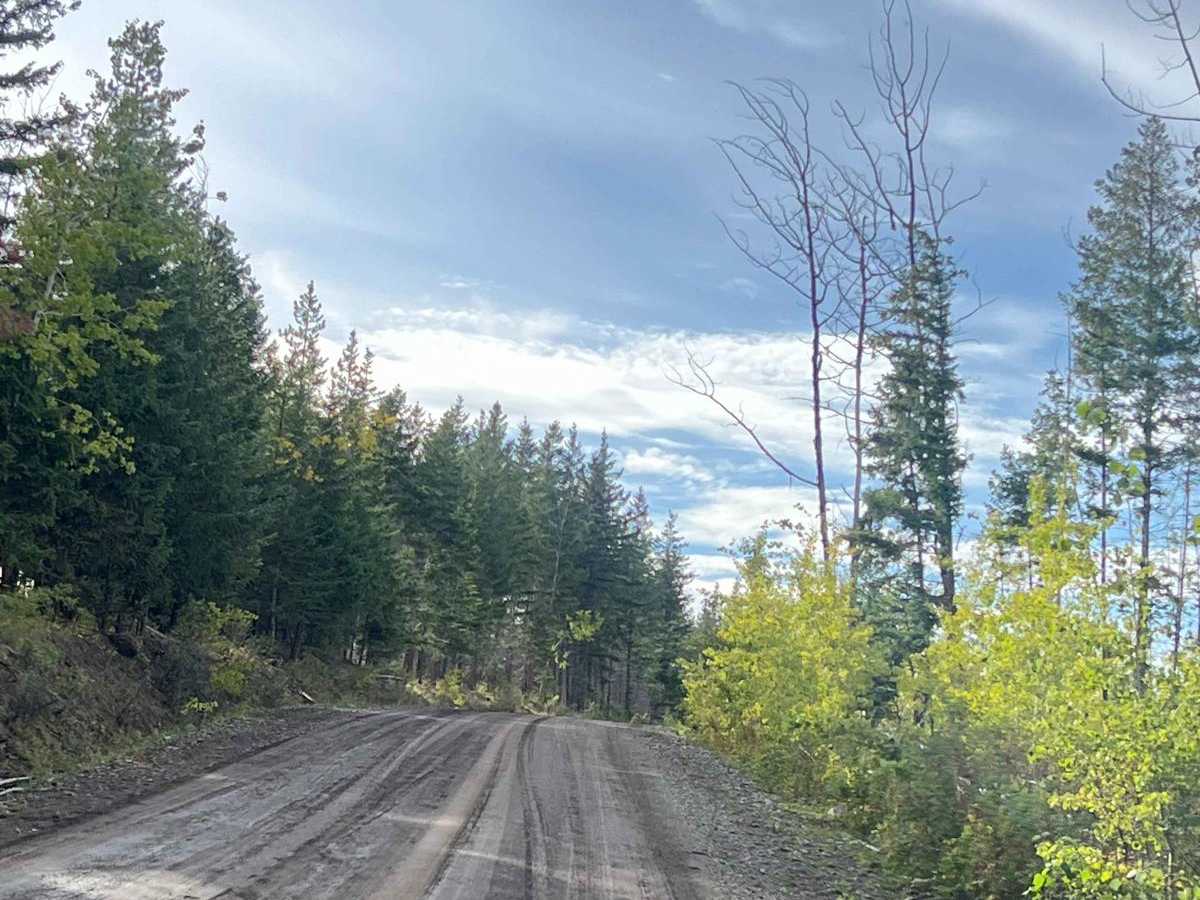 Lake Helena Road photo 4
