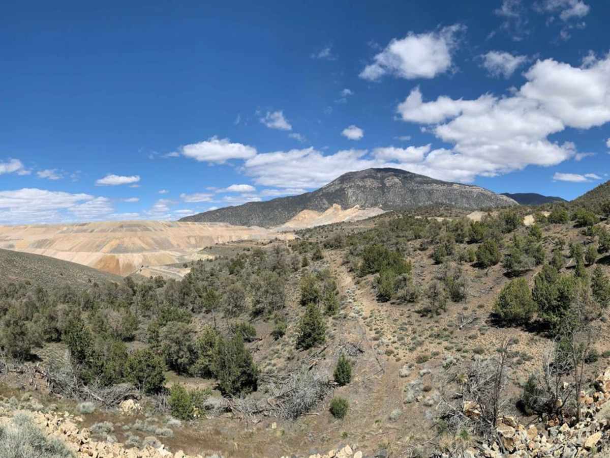 Hot Spring Hill to Mount Lewis photo 2