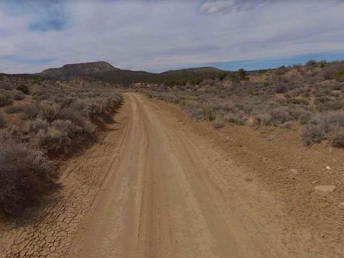 Smoky Mountain Road North BLM 300 photo 3
