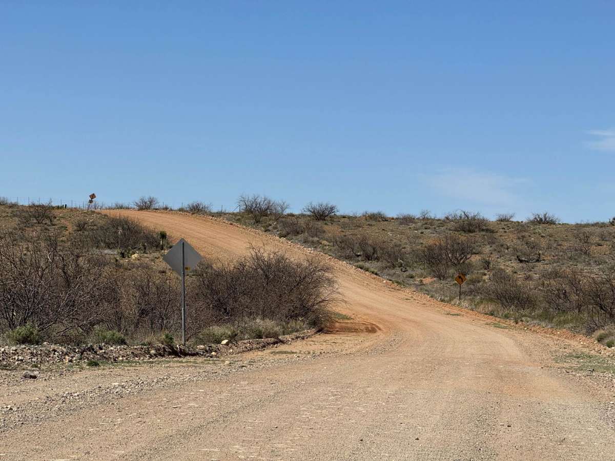 Fort Bowie Trail photo 4
