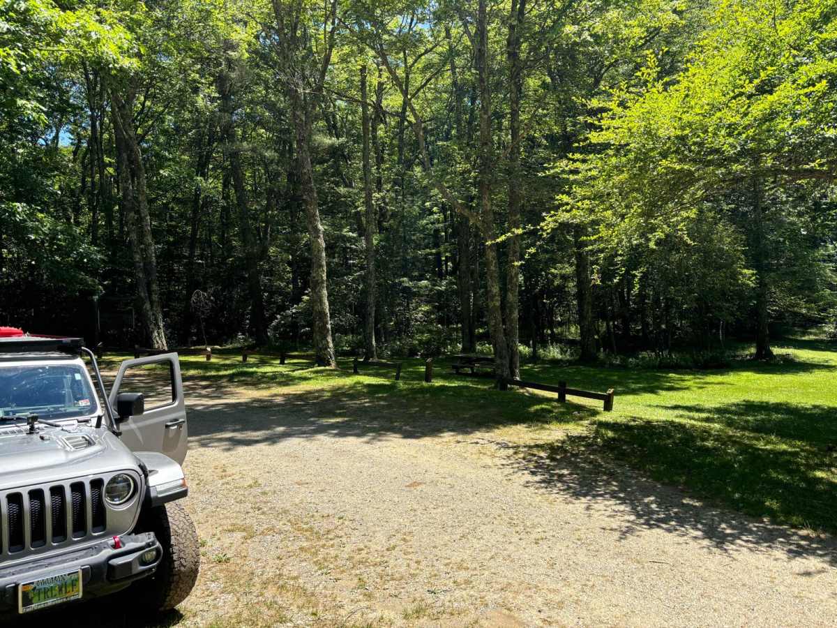 Locust Spring trail photo