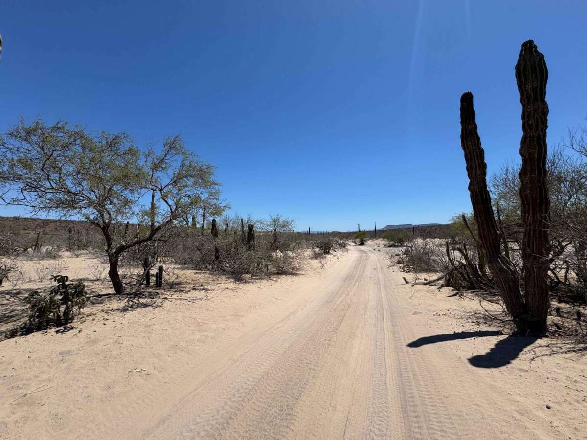 Sin Cadeje trail photo