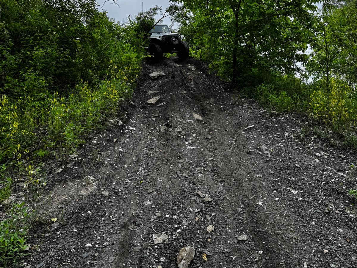 Red 169 trail photo