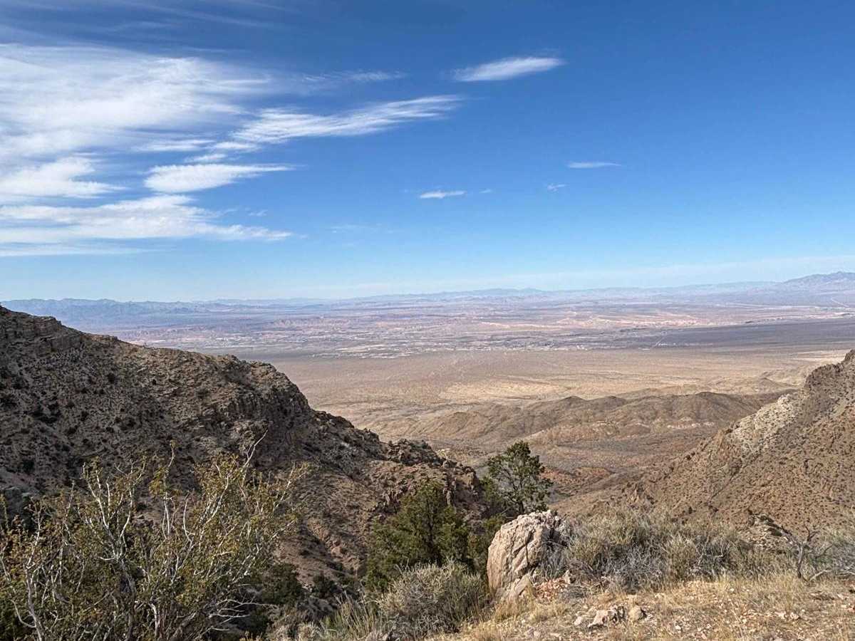 Mesquite Overlook trail photo